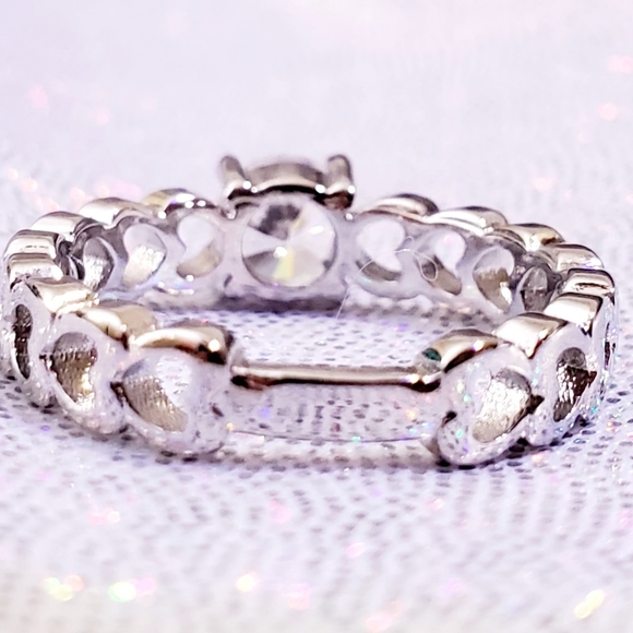 Size 6 Sterling silver CZ Crystal heart ring - Picture 9 of 11